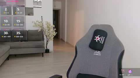 lovelybianca_ online show from July 26, 7:33 pm