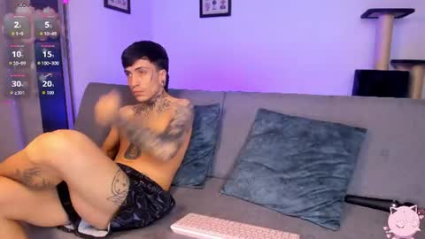   online show from July 12, 8:39 am