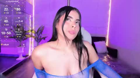Snapshot of lovelyeyesx chatting on October 1, 6:29 pm Lovely online show from October 1, 6:29 pm
