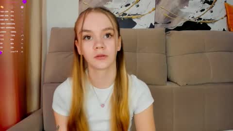 lovelygracee online show from October 4, 12:58 pm