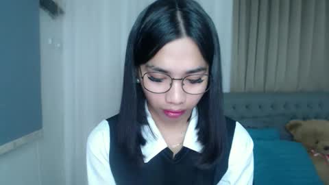 lovelymae18 online show from March 24, 3:23 am