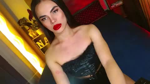 lovelymiss_shyna11 online show from July 26, 4:26 pm