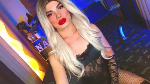 lovelymiss_shyna11 online show from July 31, 11:50 pm
