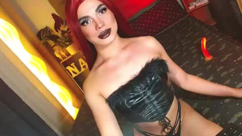 lovelymiss_shyna11 online show from July 29, 9:15 pm