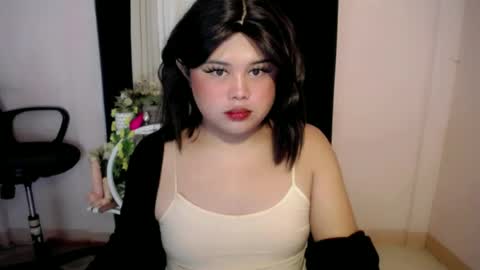 lovely online show from June 21, 5:41 pm