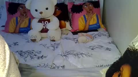 lovelytin online show from February 22, 1:58 pm