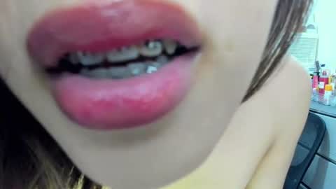 loveme_fiona online show from July 18, 2:24 am