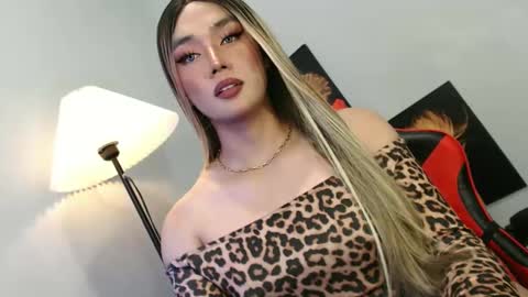 lovers moon22 online show from October 15, 1:34 pm