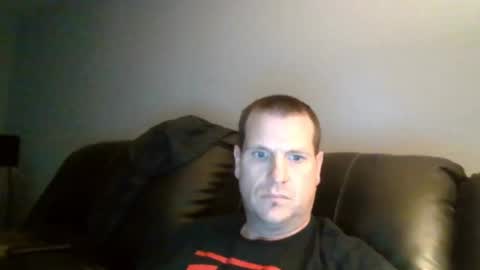 lovetocum37 online show from December 22, 6:37 pm