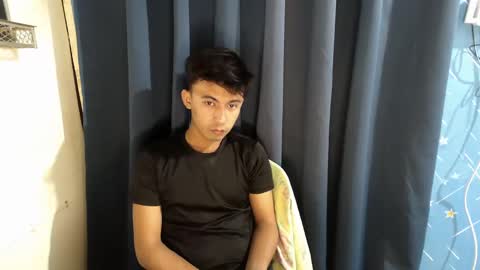 lovetosuckxox online show from February 25, 12:38 pm