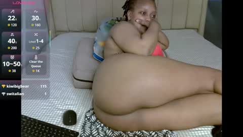 loveydivah online show from October 30, 6:03 am