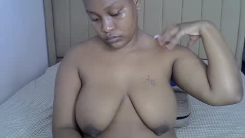 loveydivah online show from July 20, 7:22 am