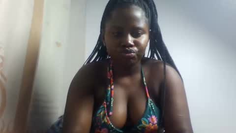 lovie_paula online show from September 17, 1:36 pm