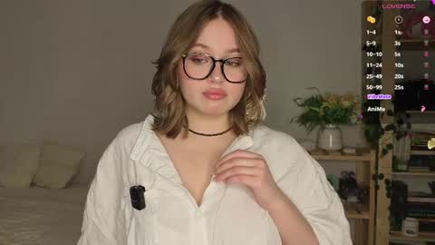 Eva online show from May 3, 5:52 pm