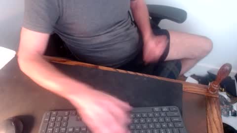 lreed090 online show from September 9, 4:07 pm