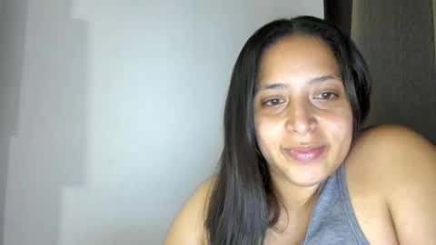 Lucy online show from May 13, 3:16 am