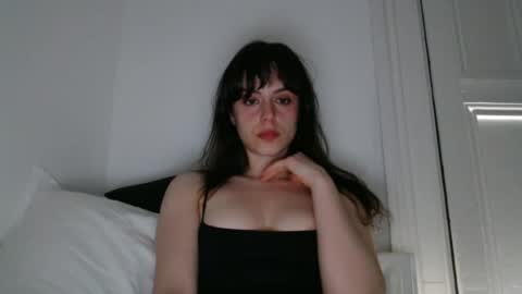 luana online show from June 28, 9:33 pm
