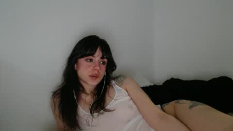 luana online show from January 8, 9:42 pm