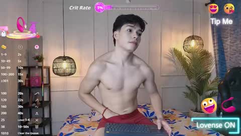 lUAN online show from April 28, 11:47 am