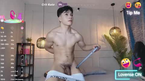 lUAN online show from April 29, 11:48 am