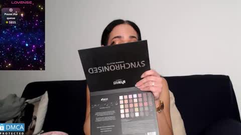 luara_ online show from February 21, 3:15 pm