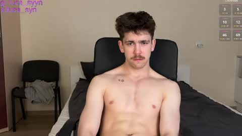Luca S online show from April 30, 8:47 pm
