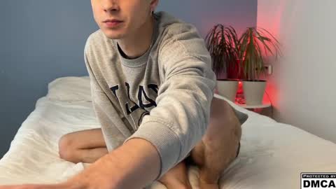 lucacharm online show from May 26, 8:31 am