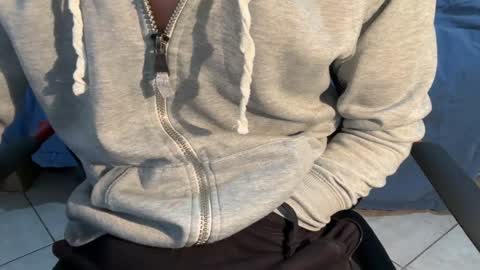 luca online show from December 1, 5:15 pm