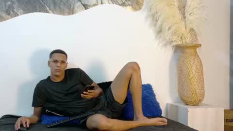 lucas837481 online show from July 6, 11:18 am