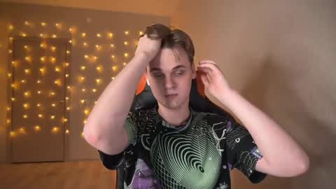 Lucas Gill online show from January 12, 3:14 pm