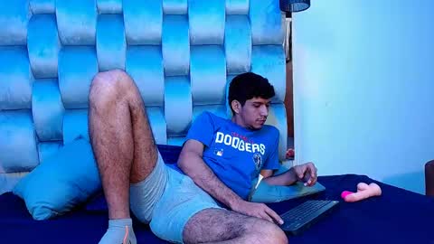 lucas_dream online show from May 17, 1:42 pm