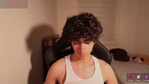 lucas_xo online show from June 19, 11:55 pm