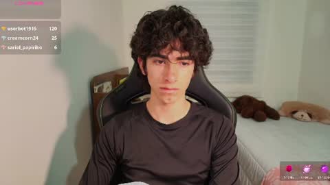 lucas_xo online show from June 23, 4:42 am