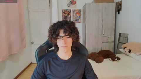 lucas_xo online show from March 18, 3:12 am