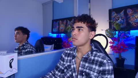 lucascarterr online show from November 14, 4:58 am