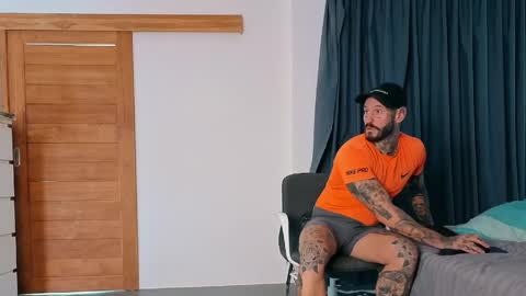 lucasexclusive online show from May 16, 6:54 am