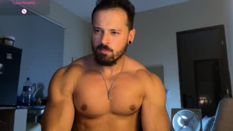 lucasfit24 online show from January 13, 12:29 am