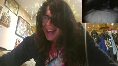 Luceatiel Queen of Spades online show from July 3, 5:23 am