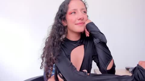 Lucia online show from April 30, 9:08 pm