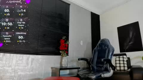 L U C I A online show from June 22, 12:56 pm