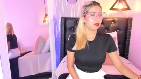 Lucia online show from March 8, 12:53 pm