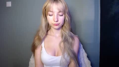 Lucy online show from November 7, 7:33 am