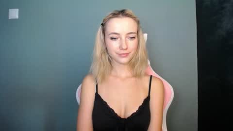 Lucy online show from June 19, 12:33 pm