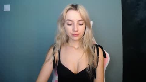 Lucy online show from June 22, 12:23 pm