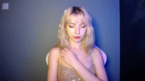 Lucy online show from July 5, 6:15 pm