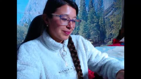 Snapshot of lucianahalen chatting on September 29, 2:10 am Lucy online show from September 29, 2:10 am