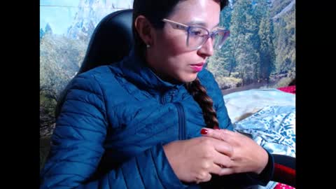 Snapshot of lucianahalen chatting on September 30, 10:31 pm Lucy online show from September 30, 10:31 pm