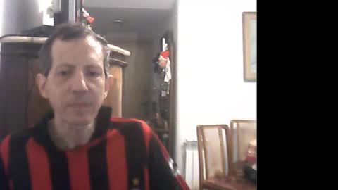 Snapshot of lucianoaxel chatting on January 11, 9:25 pm Luciano online show from January 11, 9:25 pm