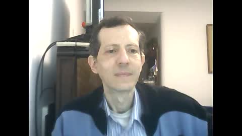 Snapshot of lucianoaxel chatting on October 10, 1:44 am Luciano online show from October 10, 1:44 am