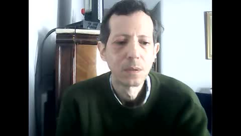 Snapshot of lucianoaxel chatting on October 7, 2:35 pm Luciano online show from October 7, 2:35 pm